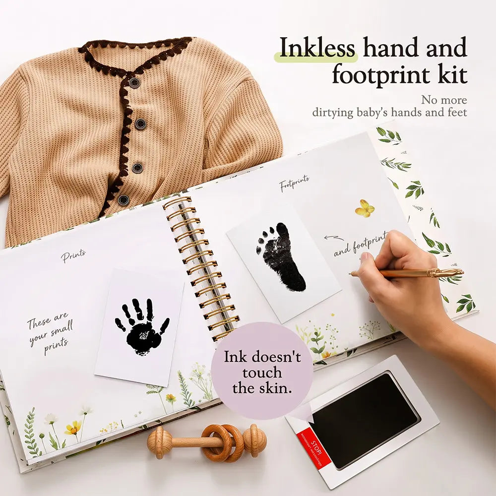 Included clean-touch inkless footprint kit for the Molekaus 5-year baby memory book, ensuring safe and mess-free newborn handprint capturing.